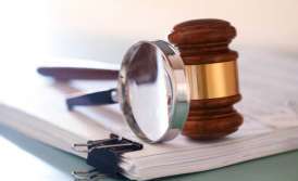 Agreement with a lawyer for a medical center: what does it give?