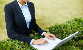 Укладення договору дарування земельної ділянки: вимоги, ризики та податки