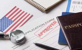 How does one renounce Ukrainian citizenship when going abroad for permanent residence?