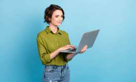 How to employ a foreign IT specialist in a Diia City resident company in Ukraine?